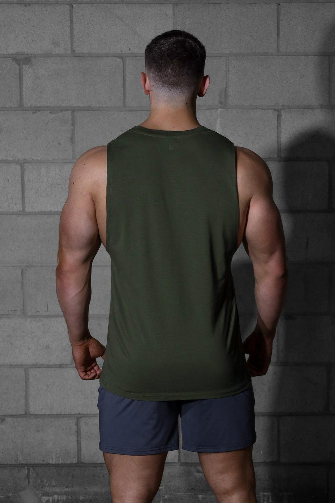 Apollo Men's Sleeveless Training Tee - Olive